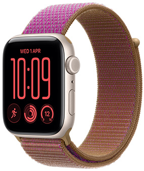 Apple Watch SE 3，星光色鋁金屬錶殼，配搭帶魔術貼扣的洋紅色運動手環，機身右側有數碼錶冠、咪高風、側邊按鈕