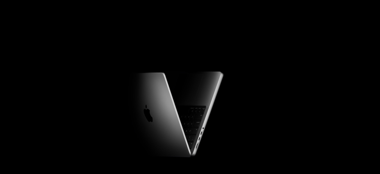 M5 칩 라인업을 지칭하는 V자 모양으로 놓인 MacBook Pro